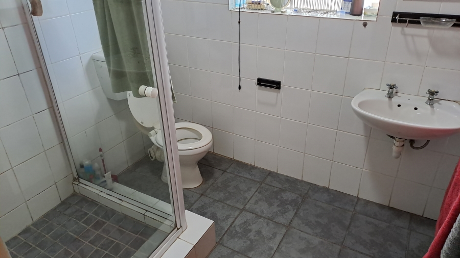 To Let 1 Bedroom Property for Rent in Westering Eastern Cape